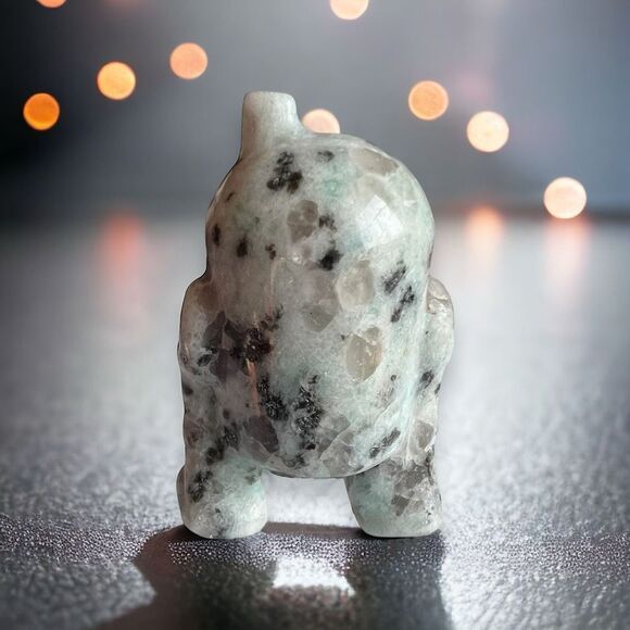 Star Wars R2-D2 Kiwi Jasper‎ Crystal Carving - Picture 1 of 11